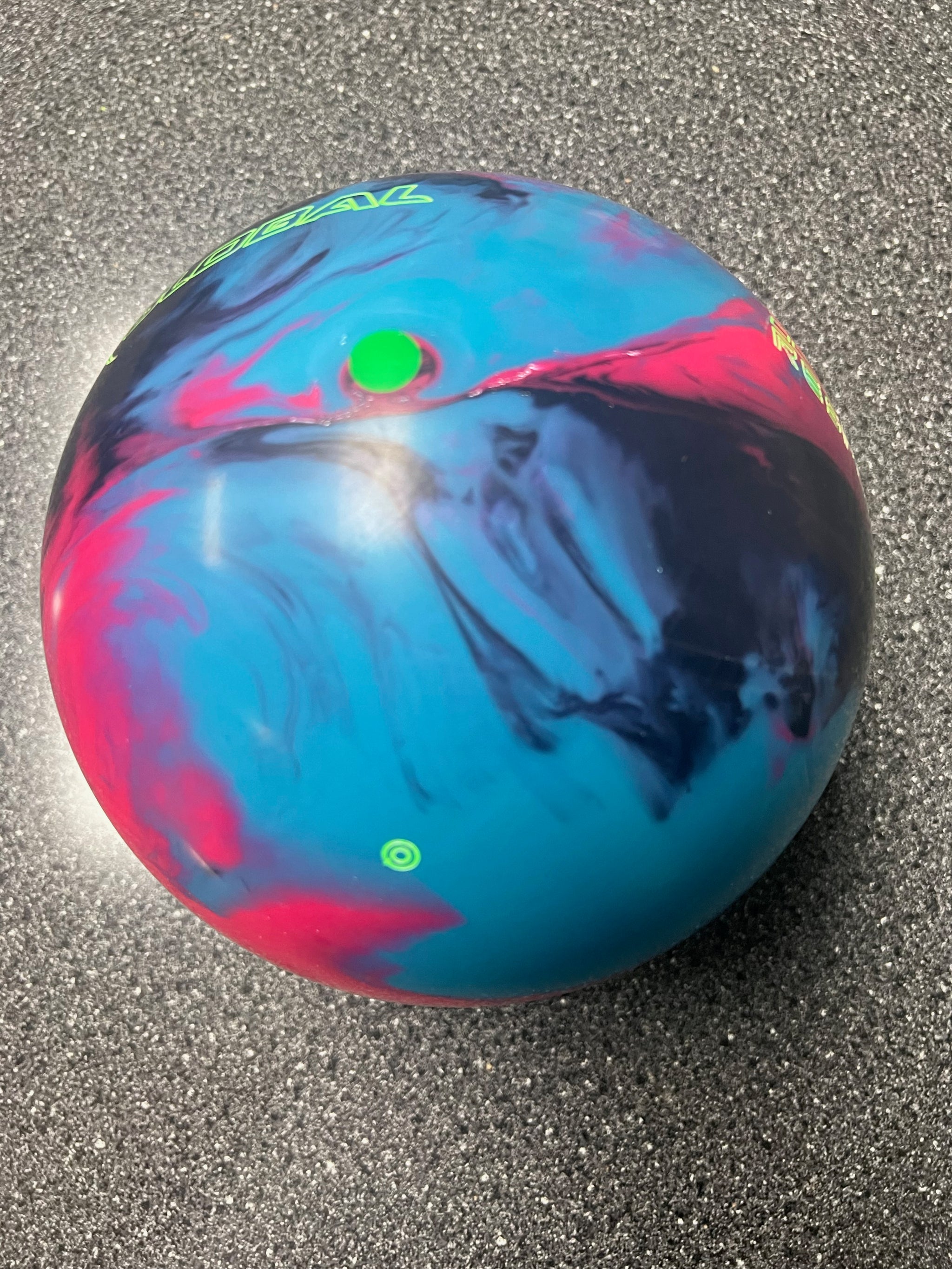 900 Global Zen Soul 15 lbs NIB – BowlingGems.com