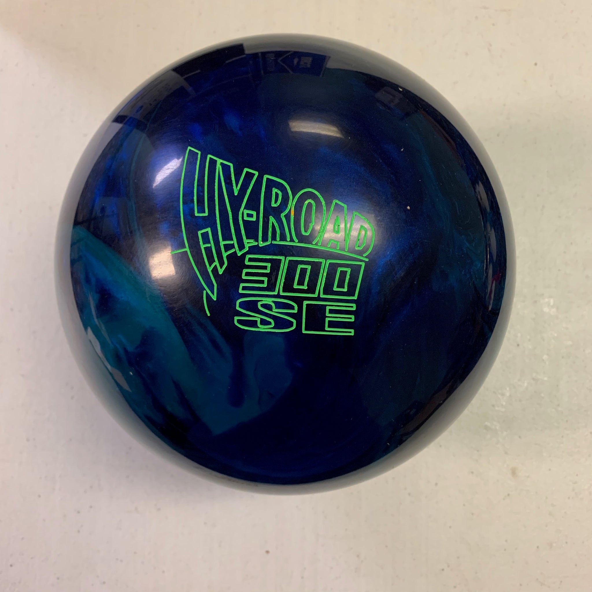 Storm Hy-Road 300 SE 14 lbs NIB – BowlingGems.com